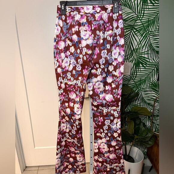NWT AMUR Joan Floral Flare Pants in Bordeaux Size 2 MSRP $298 - Picture 5 of 11
